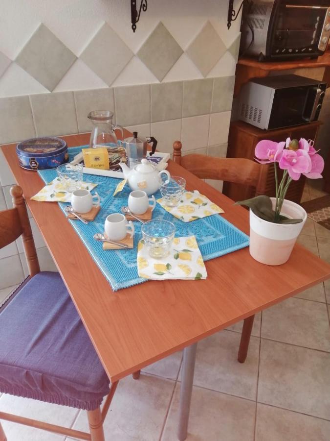 Appartamenti Le Conchiglie E Le Stelle Marine كالا غونوني المظهر الخارجي الصورة